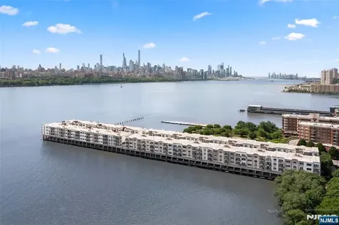 250 The Promenade Edgewater NJ 07020