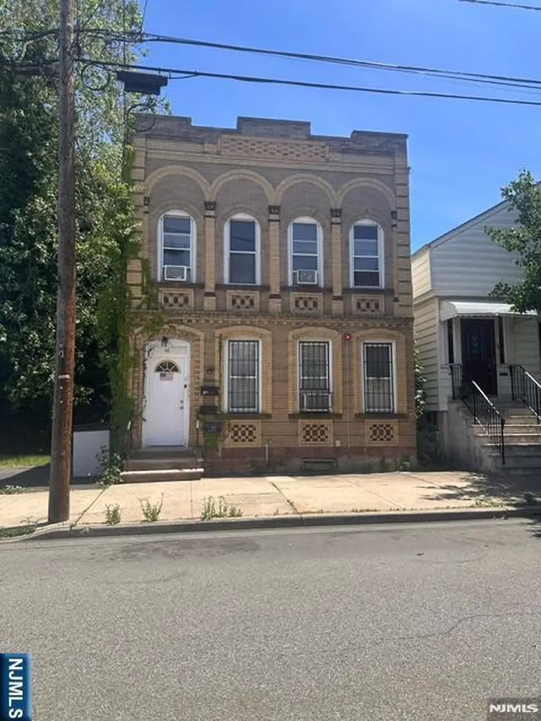 46 Farnham Avenue Garfield NJ 07026