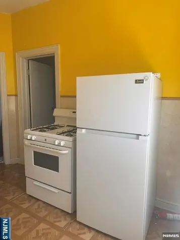 46 Farnham Avenue Garfield NJ 07026