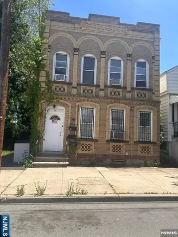 46 Farnham Avenue Garfield NJ 07026
