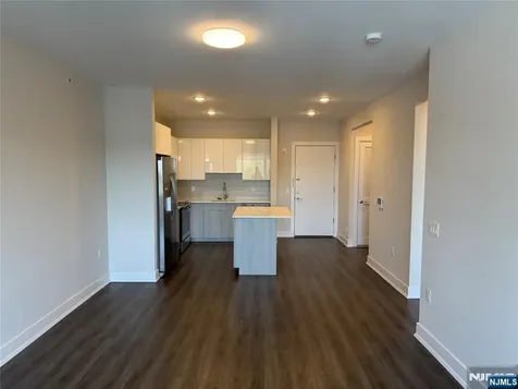 470 Main Street Fort Lee NJ 07024