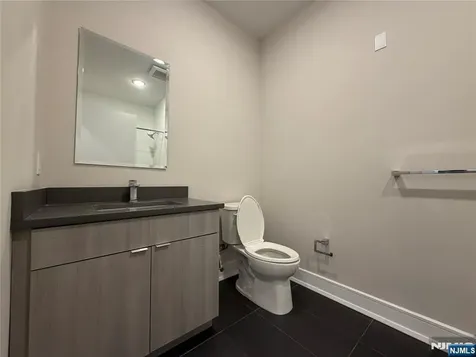 470 Main Street Fort Lee NJ 07024