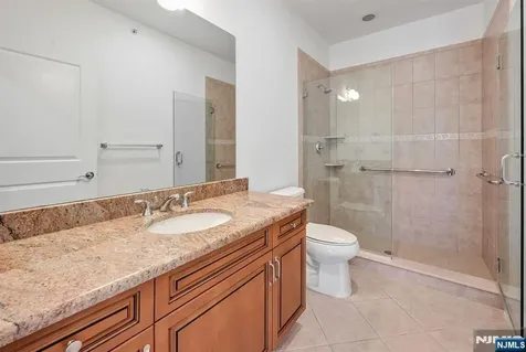 1302 Rio Vista Lane Northvale NJ 07647