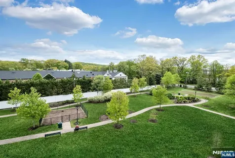 1302 Rio Vista Lane Northvale NJ 07647
