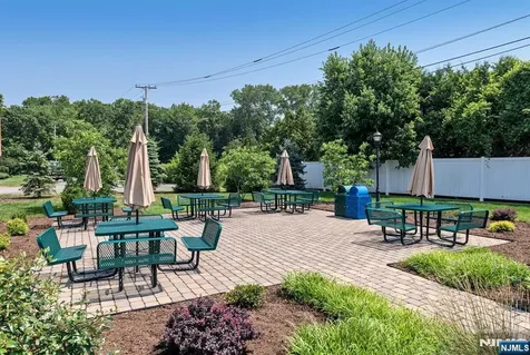 1302 Rio Vista Lane Northvale NJ 07647