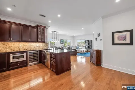 1302 Rio Vista Lane Northvale NJ 07647