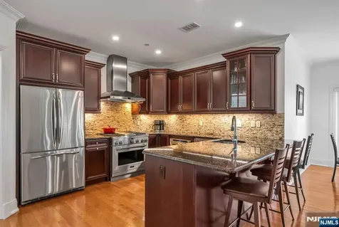 1302 Rio Vista Lane Northvale NJ 07647