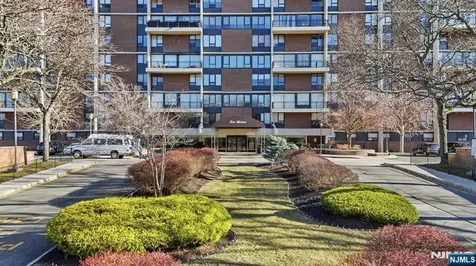 2 Horizon Fort Lee NJ 07024