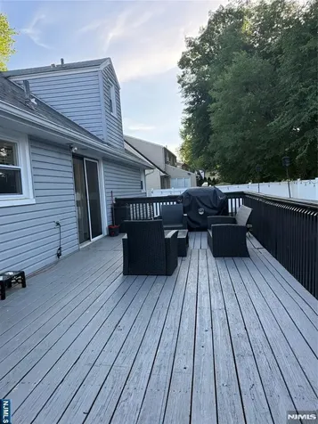 261 Greve Drive New Milford NJ 07646