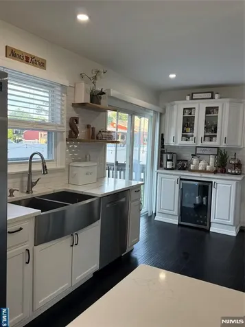 261 Greve Drive New Milford NJ 07646