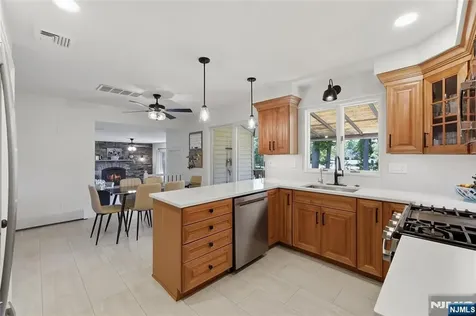 2430 Cleveland Avenue Twp Of Washington NJ 07676