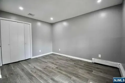 2482 5th Street Fort Lee NJ 07024