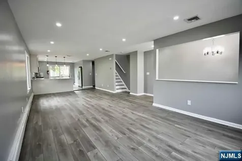 2482 5th Street Fort Lee NJ 07024