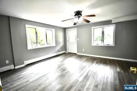 2482 5th Street Fort Lee NJ 07024