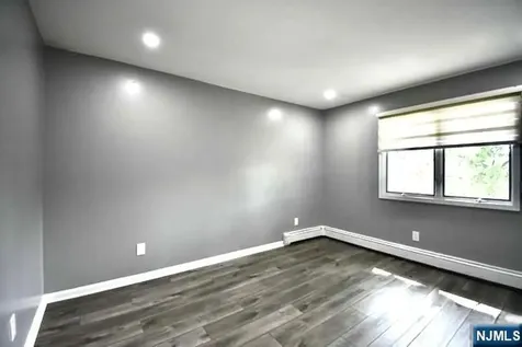 2482 5th Street Fort Lee NJ 07024
