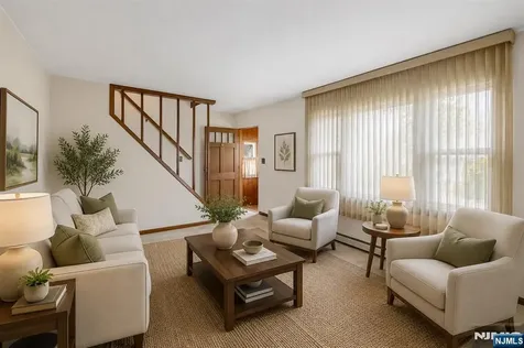 203 Charlton Avenue Lodi NJ 07644