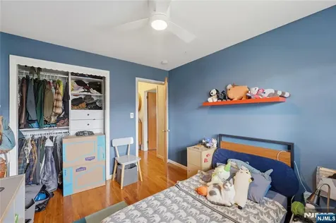 17 Arthur Drive Rutherford NJ 07070