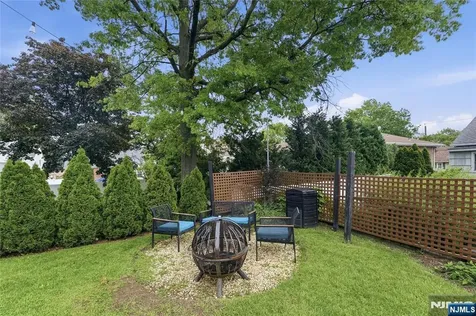 17 Arthur Drive Rutherford NJ 07070