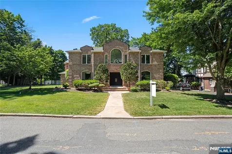 30 Creston Avenue Tenafly NJ 07670