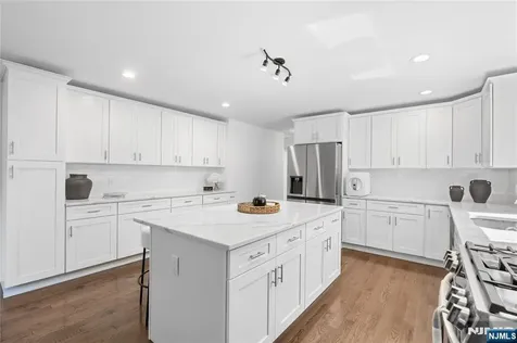 30 Creston Avenue Tenafly NJ 07670
