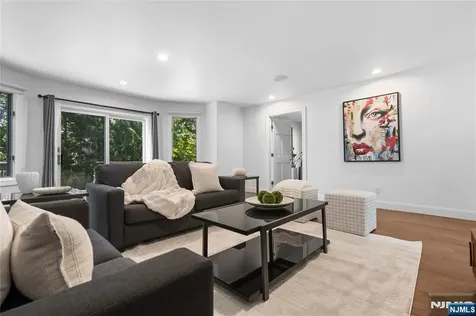 30 Creston Avenue Tenafly NJ 07670