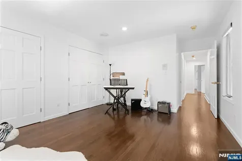 30 Creston Avenue Tenafly NJ 07670