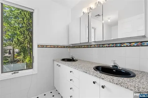 30 Creston Avenue Tenafly NJ 07670