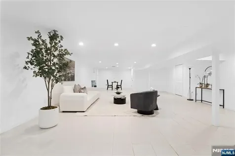 30 Creston Avenue Tenafly NJ 07670