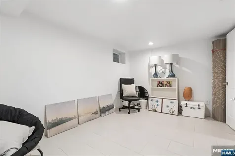 30 Creston Avenue Tenafly NJ 07670