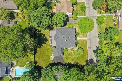 30 Creston Avenue Tenafly NJ 07670