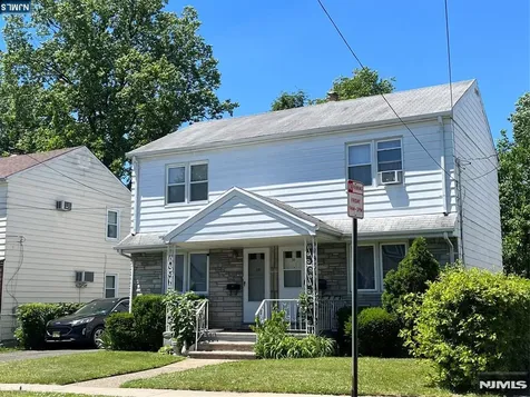 29-31 Linden Street Lodi NJ 07644