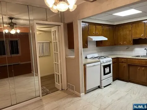 29-31 Linden Street Lodi NJ 07644