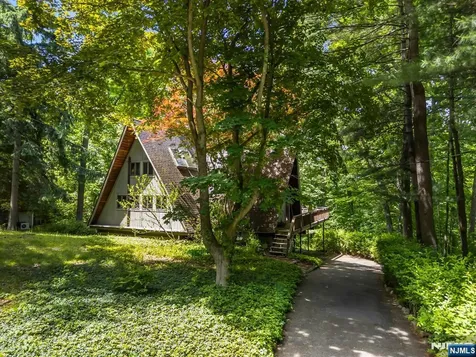 56 High Hill Road Tuxedo Park NY 10987