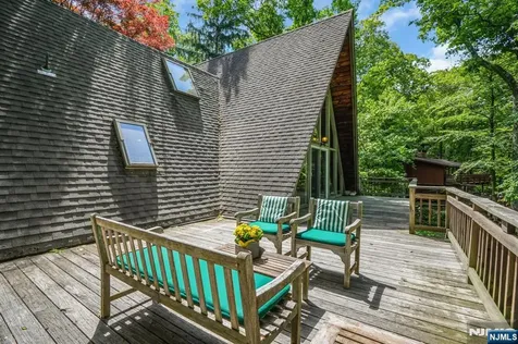 56 High Hill Road Tuxedo Park NY 10987
