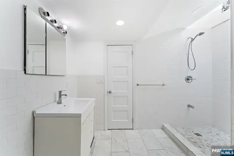 26 Rock Road West Milford NJ 07480