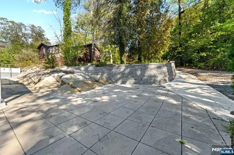 26 Rock Road West Milford NJ 07480