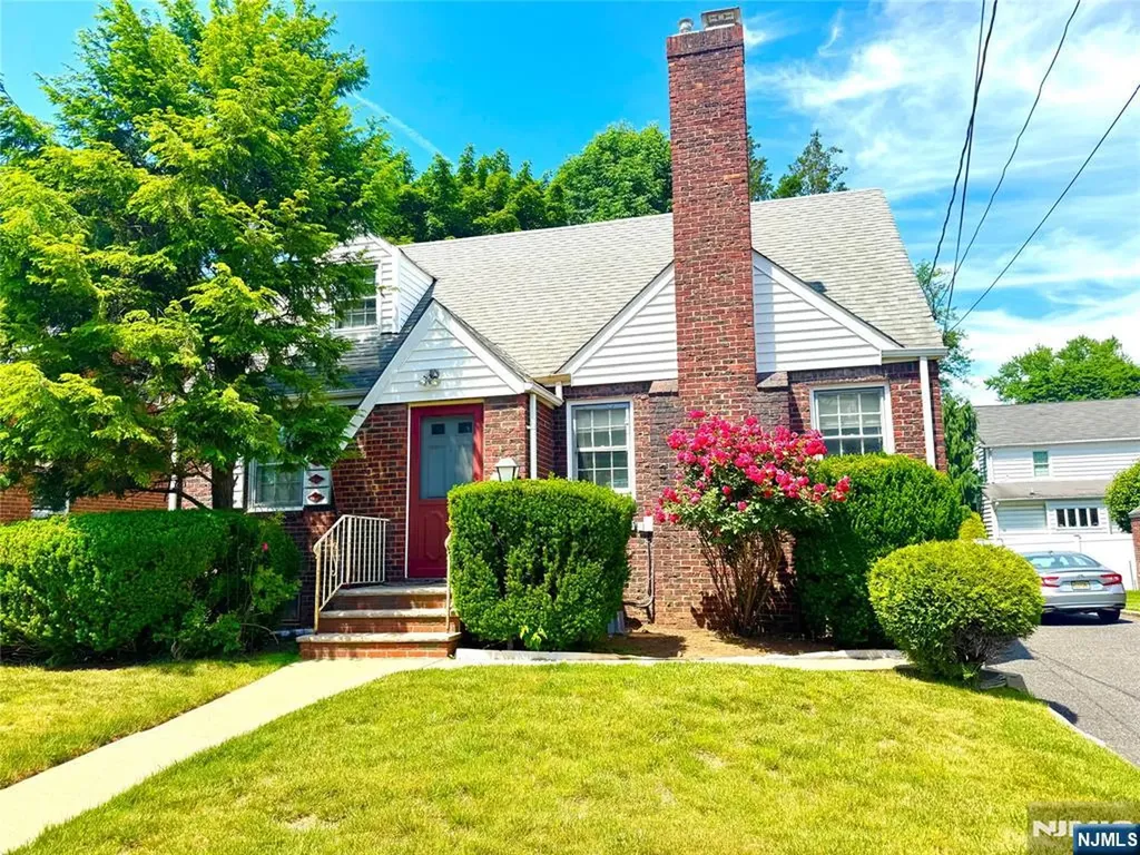27 Monterey Avenue Teaneck NJ 07666