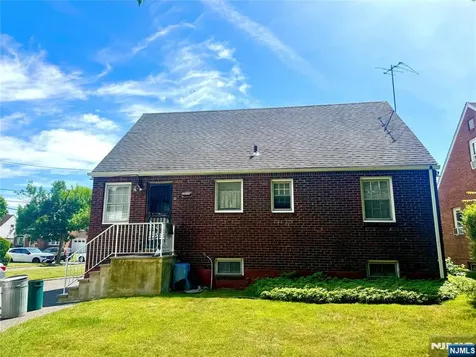 27 Monterey Avenue Teaneck NJ 07666