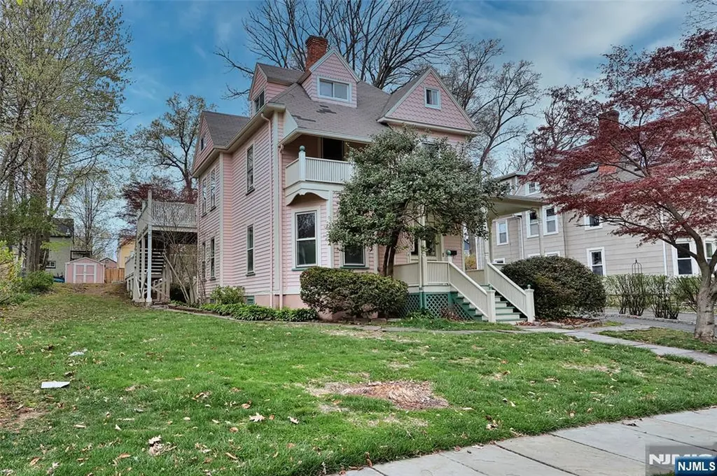 44 Christopher Street Montclair NJ 07042