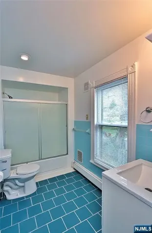44 Christopher Street Montclair NJ 07042