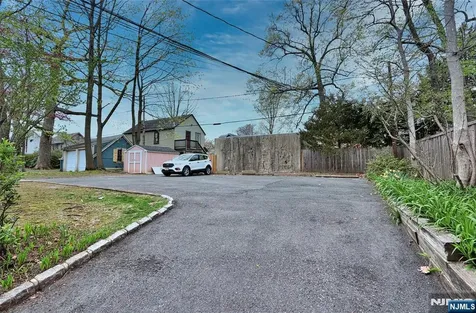 44 Christopher Street Montclair NJ 07042