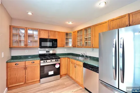44 Christopher Street Montclair NJ 07042