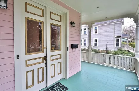 44 Christopher Street Montclair NJ 07042