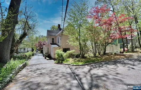 44 Christopher Street Montclair NJ 07042