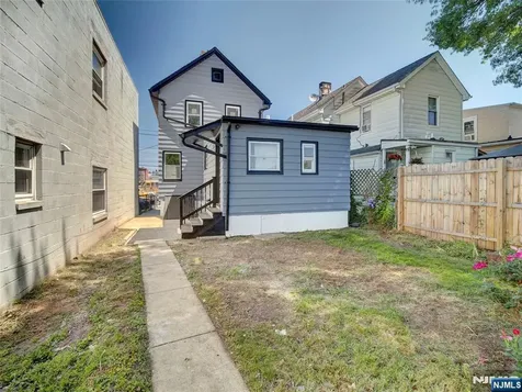 626 Tremont Avenue Orange NJ 07050