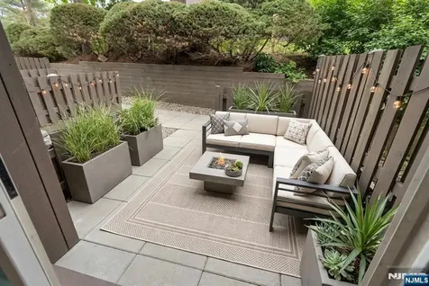 163 Marion West Orange NJ 07052