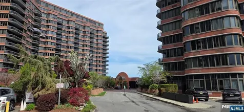 100 Carlyle Cliffside Park NJ 07010