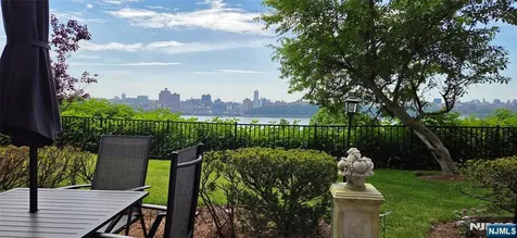 100 Carlyle Cliffside Park NJ 07010