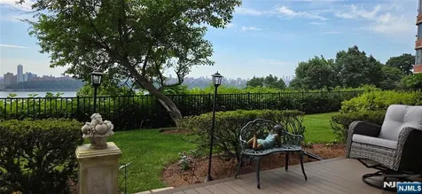 100 Carlyle Cliffside Park NJ 07010