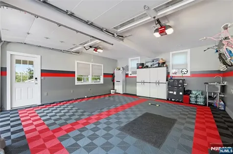 307 Farview Avenue Paramus NJ 07652